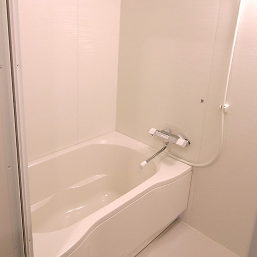 301号室　浴室の写真