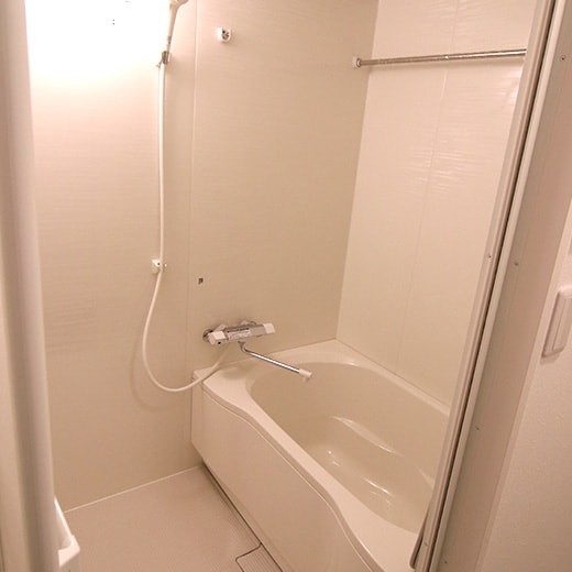 302号室　浴室の写真